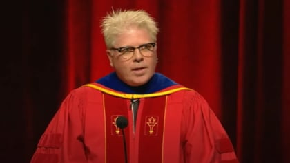 Watch: THE OFFSPRING Singer Delivers Commencement Address To Keck School Of Medicine Of USC Students